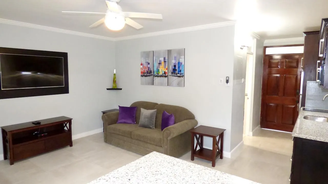Beach One Bedroom Suite A20 Ocho Rios 4*,  Jamaica