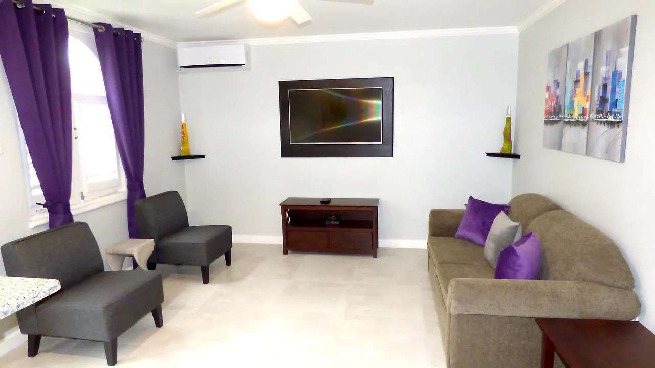 Beach One Bedroom Suite A20 Ocho Rios Aparthotel